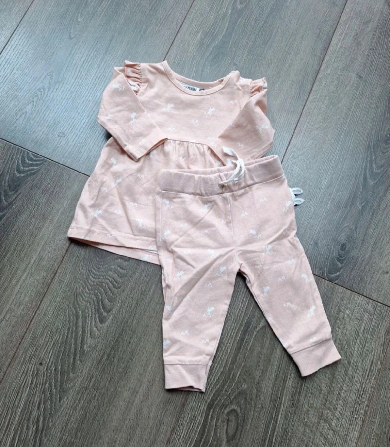 Baby setje roze maat 56 – 2-delig